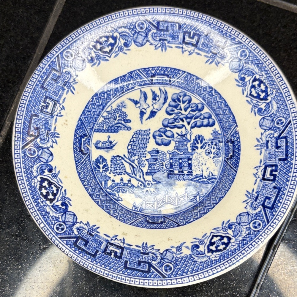 Blue Willow Blue and White Porcelain Small Trinket Dish 4.5”